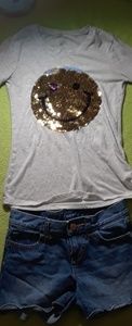 Bundle! Grey sequin shirt w/ denim curvy hem jeans
